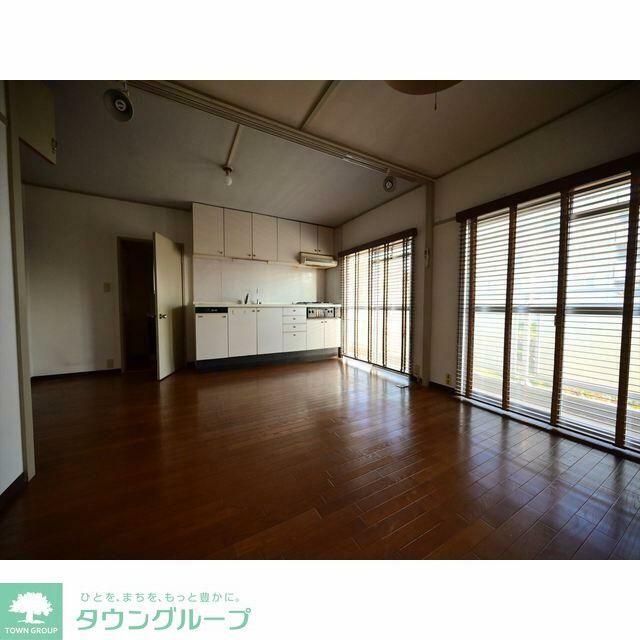 居室・リビング　★お部屋探しは株式会社タウンハウジング東京まで★