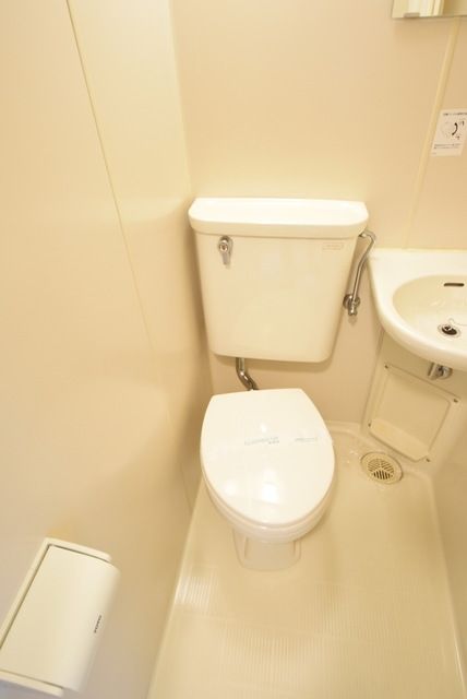 トイレ　★お部屋探しは株式会社タウンハウジング東京まで★