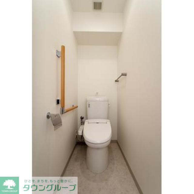 トイレ　※写真は同タイプ住戸です。