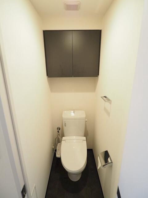 レジディア目黒IVのトイレ写真