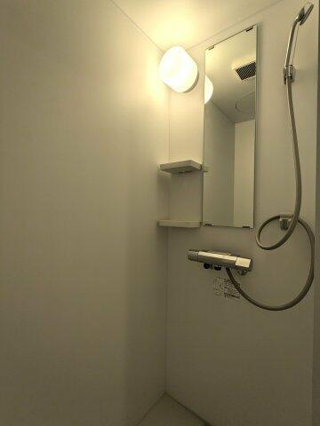 バス・シャワールーム　別部屋参考写真