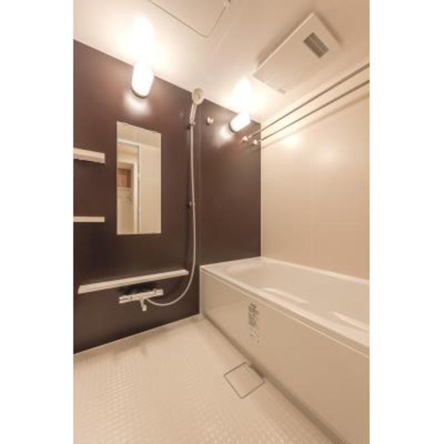 バス・シャワールーム　※写真は同タイプ住戸です。