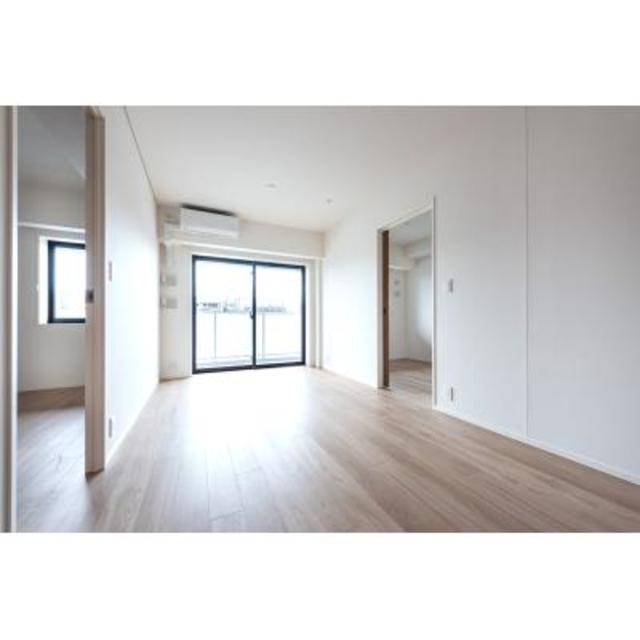 居室・リビング　※写真は同タイプ住戸です。