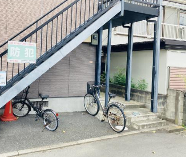 小田急小田原線 本厚木駅 徒歩10分 2階建 築28年の外観写真