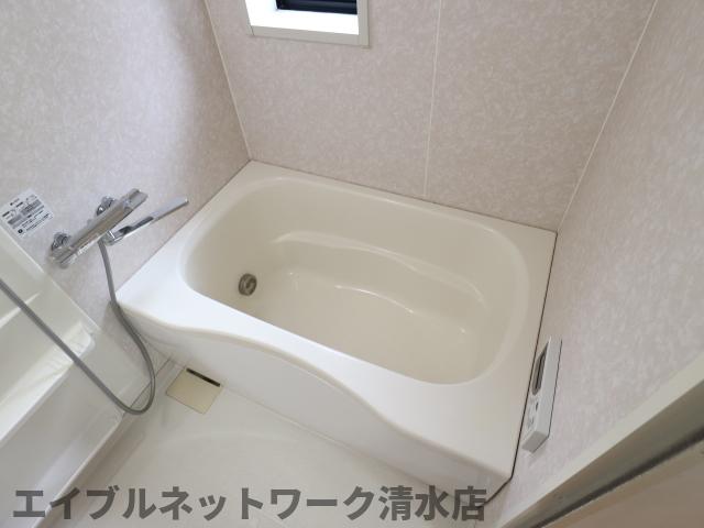 バス・シャワールーム　日々の疲れを癒すお風呂付です