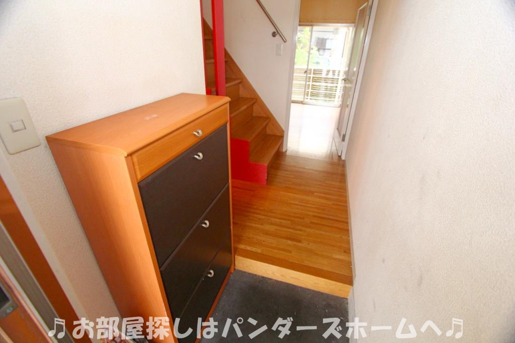 マンションタイムIIの玄関写真