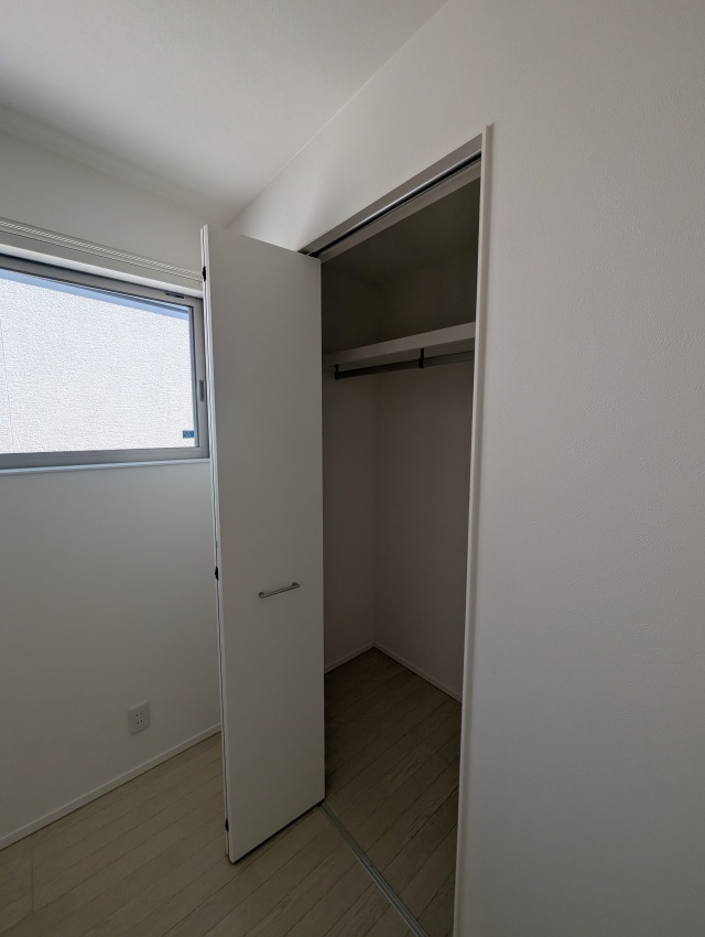 収納　写真は、別部屋の同タイプです。
