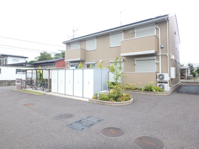 プリモエストBの外観写真