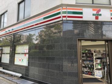 コンビニ　セブンイレブン大阪アメニティパーク前店（コンビニ）まで174m