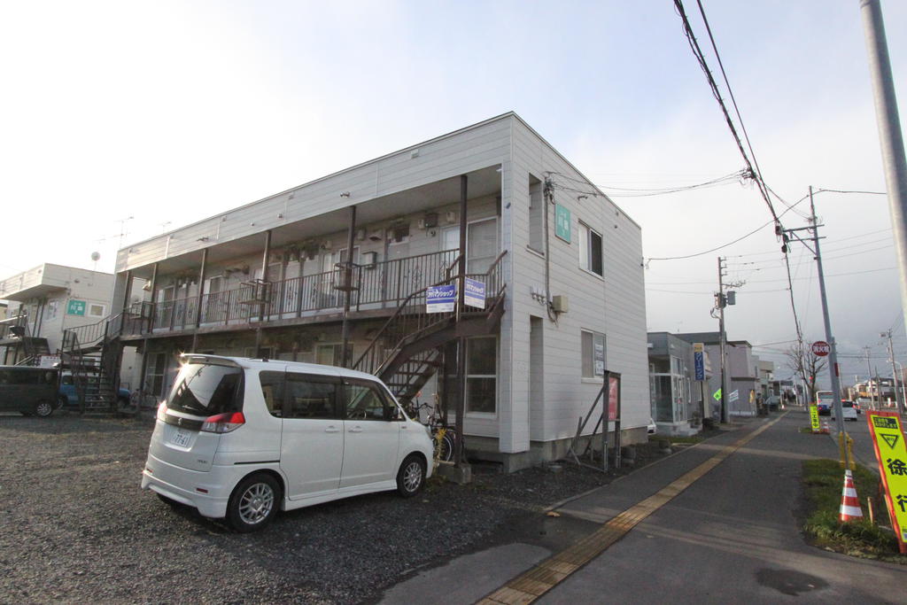 札幌市手稲区前田六条のアパートの建物外観