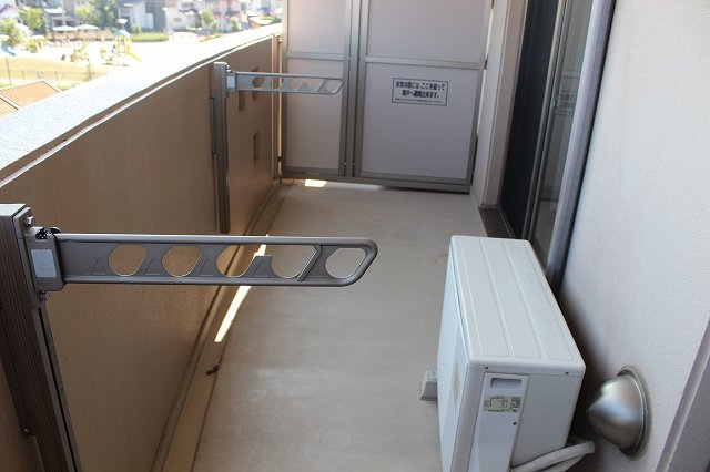 近鉄名古屋線 近鉄弥富駅 徒歩20分 4階建 築20年の内装写真