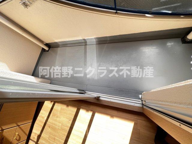 【大阪市阿倍野区北畠のマンションのバルコニー】