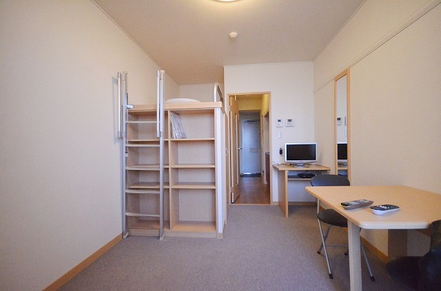 居室・リビング　写真は別号室のものです。