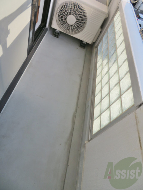 バルコニー　お天気のいい日はバルコニーで洗濯物も干せますよ。