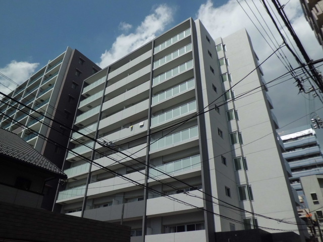 川口市西川口のマンションの建物外観