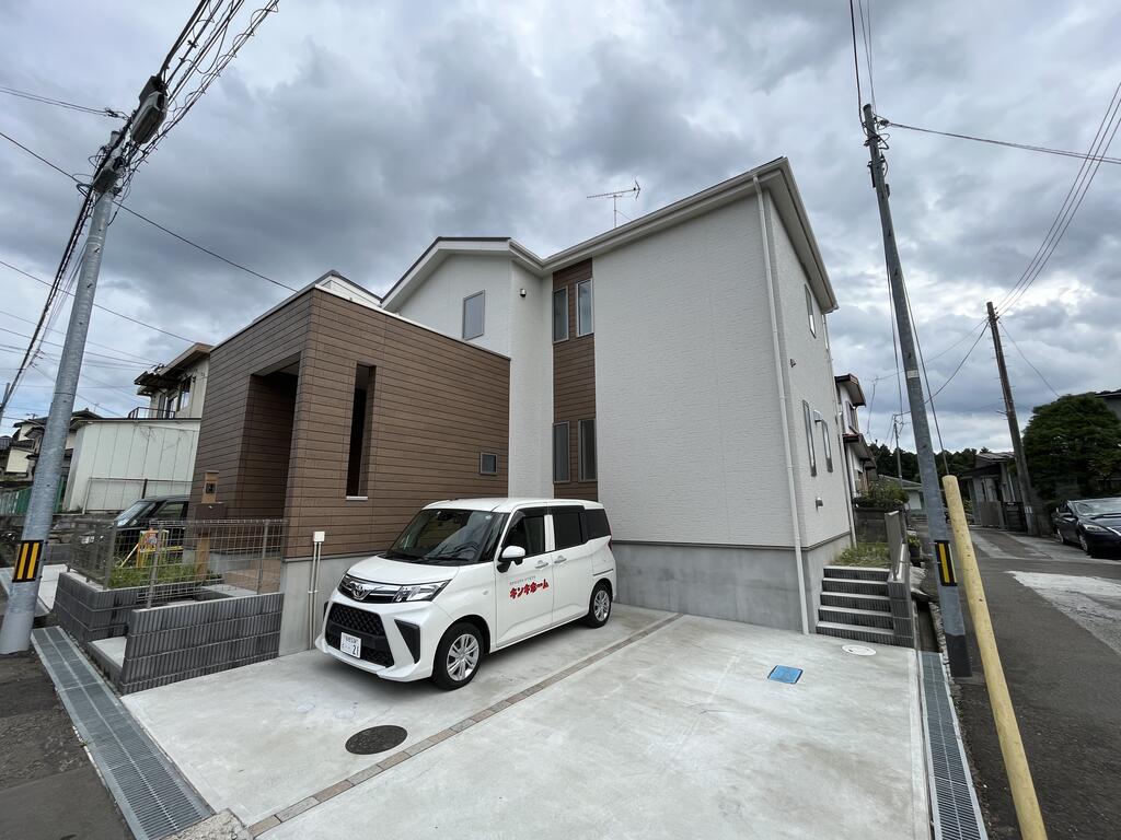 日本平戸建貸家IIの建物外観