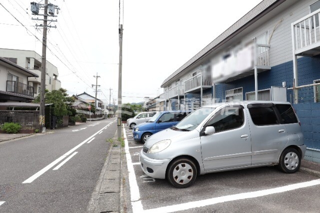 【シティハイツ宮前の駐車場】