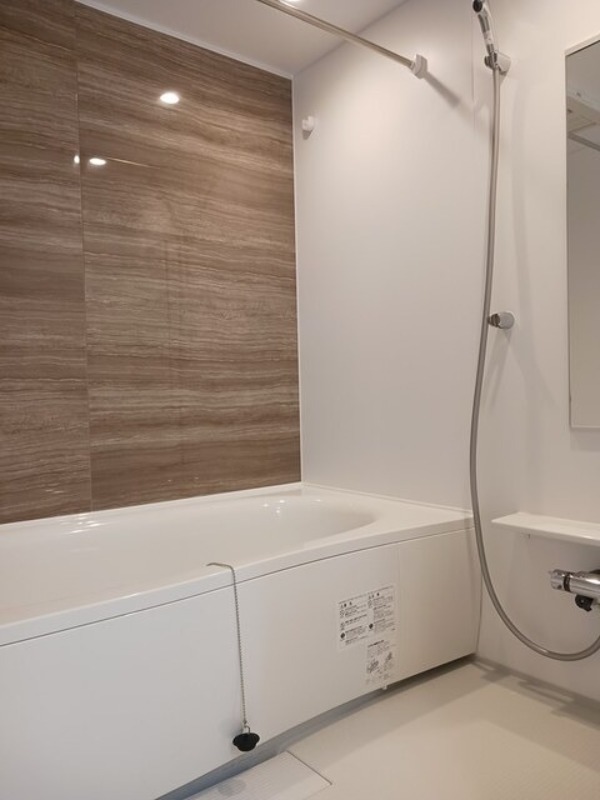 バス・シャワールーム　図面と現状に相違がある場合には現状を優先