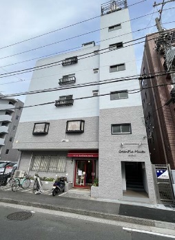 横浜市南区宿町のマンションの建物外観