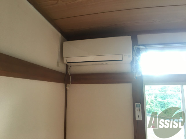 その他設備　リビングにエアコン設置してございます、暑い日も寒い日も快適に