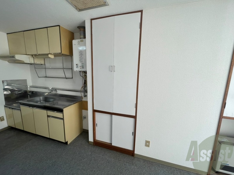 収納　寝室の収納です。部屋がすっきり片付きます。