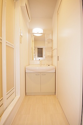 洗面設備　シャンプードレッサー