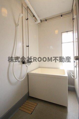 バス・シャワールーム　ゆったり過ごせるお風呂です