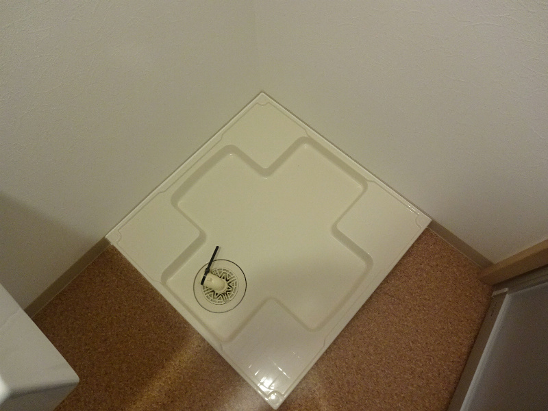 洗面設備　他部屋の写真。現況優先。