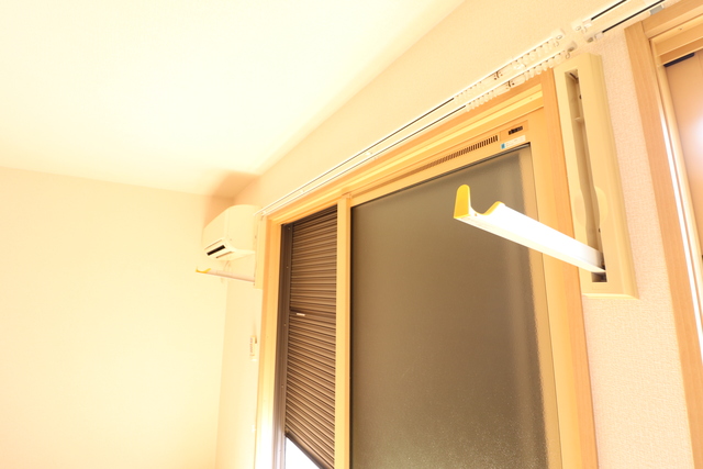 バルコニー　室内物干し用