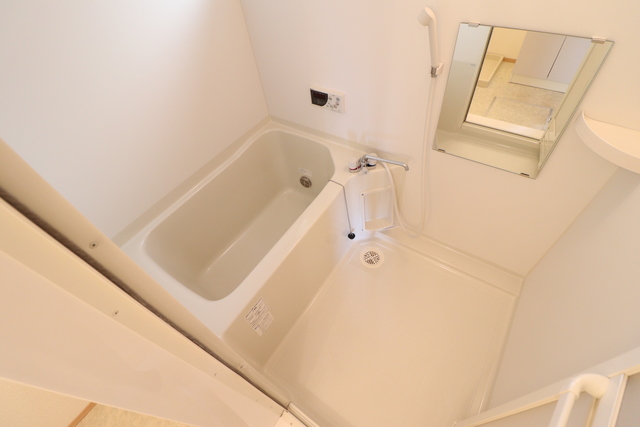 バス・シャワールーム　追い焚き機能付