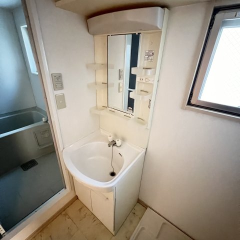 洗面設備　同仕様タイプです