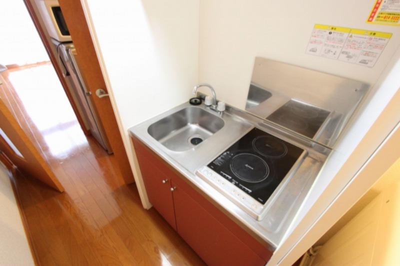 キッチン　備品や設備仕様は号室等により異なります現地をご確認下さい。