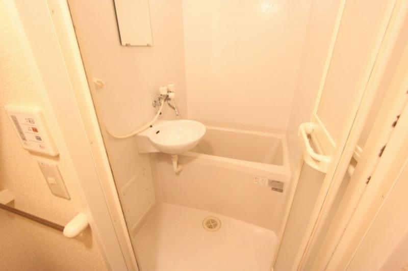 バス・シャワールーム　備品や設備仕様は号室等により異なります現地をご確認下さい。