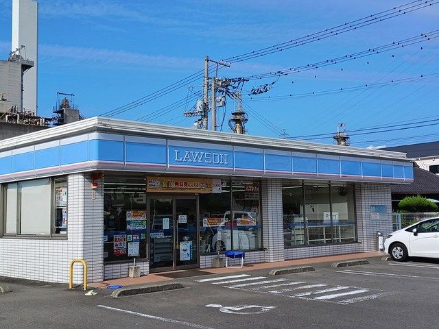 コンビニ　ローソン金生町下分店（コンビニ）まで458m