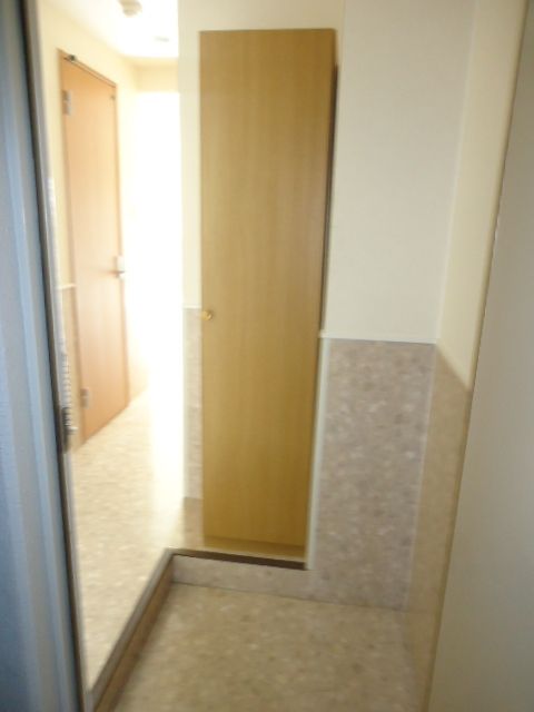 玄関　広めな玄関