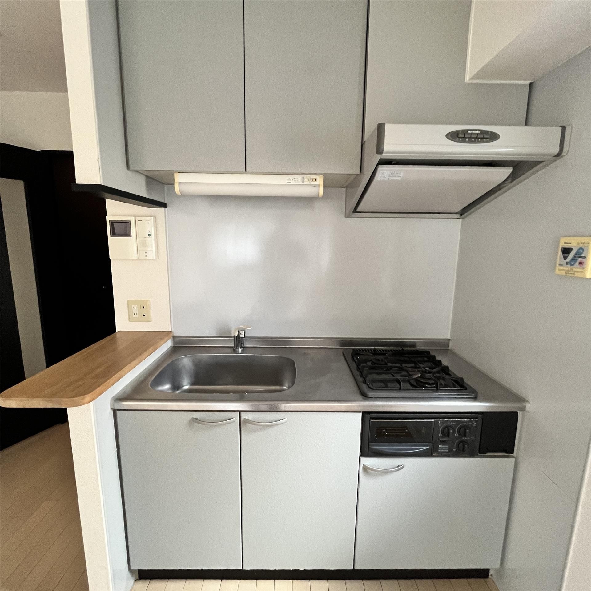 キッチン　ガスコンロ付のカウンターキッチン