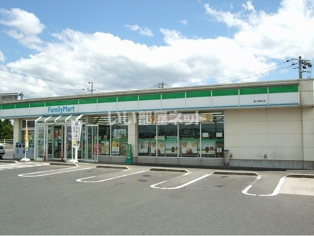 コンビニ　ファミリーマート 斐川黒目店（コンビニ）まで406m