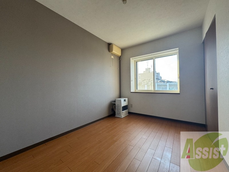 その他部屋・スペース　寝室です。部屋をどう使うかはあなた次第です！