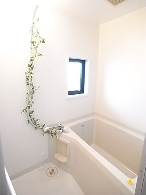 バス・シャワールーム　備品は付きません。