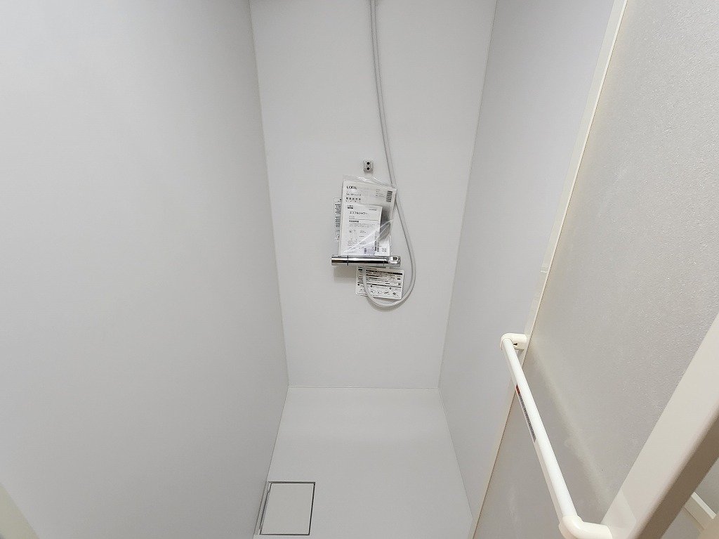 バス・シャワールーム　シャワーブース新品