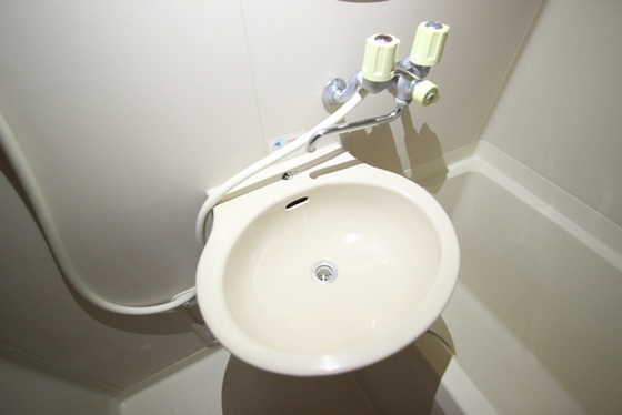 洗面設備　※他部屋の写真です。