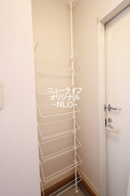 その他設備　靴の出し入れがしやすいシューズラック付き☆