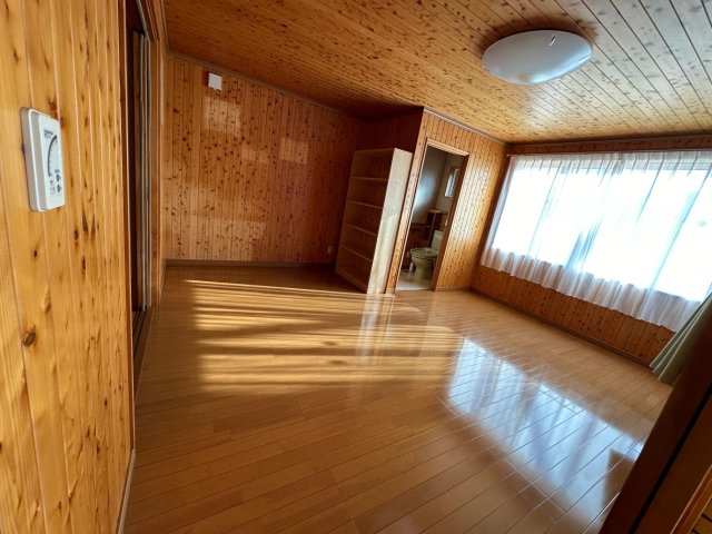その他　部屋にトイレがついております。