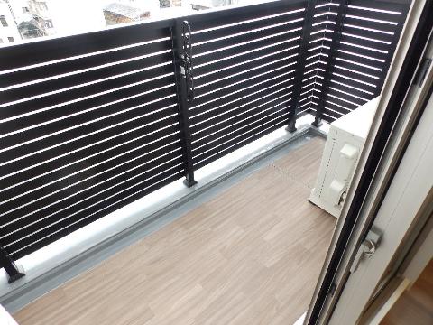 バルコニー　ベランダ