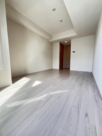 居室・リビング　別号室参考写真