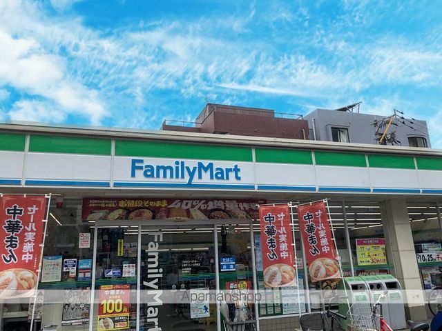 コンビニ　ファミリーマート小倉モノレール守恒店（コンビニ）まで386m