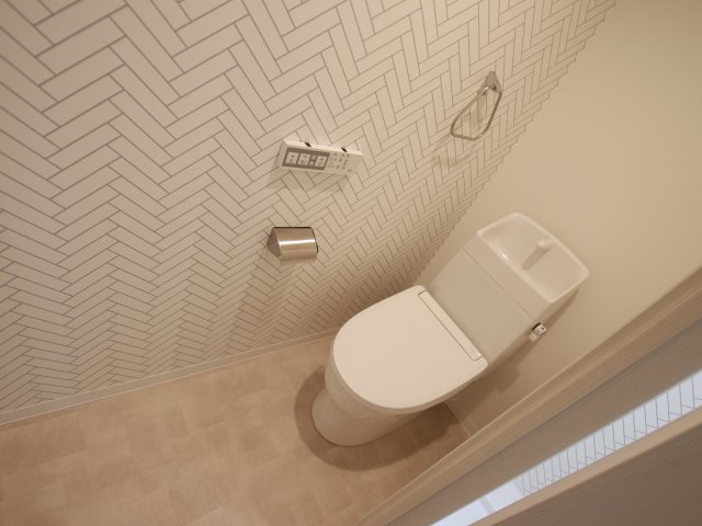 トイレ　※別号室参考写真のため、現況優先です。