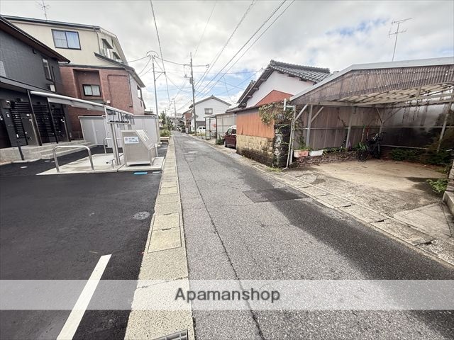 その他　前面道路（その他）まで0m