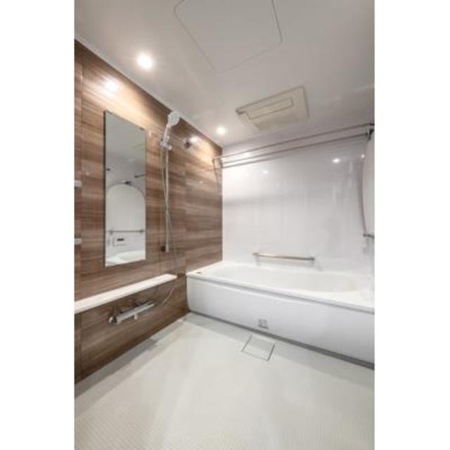 バス・シャワールーム　※写真は同タイプ住戸です。