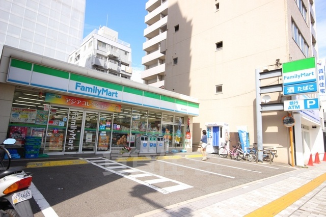 コンビニ　ファミリーマート　上天満町（コンビニ）まで231m